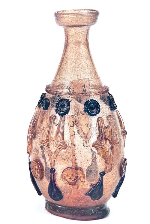 中国古代玻璃工艺与域外文化的多元交流
